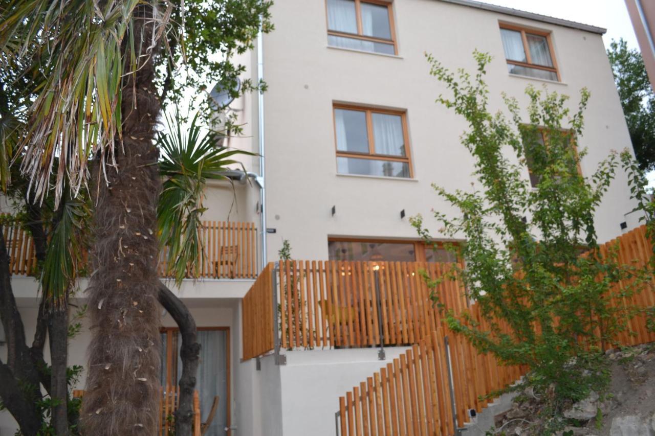 Pula Residence Rooms And Apartments Old City Center ภายนอก รูปภาพ
