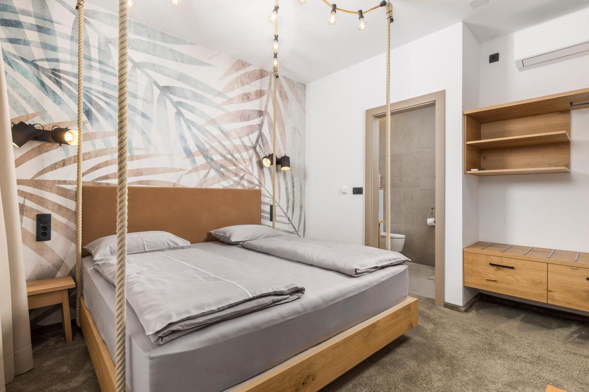 Pula Residence Rooms And Apartments Old City Center ภายนอก รูปภาพ